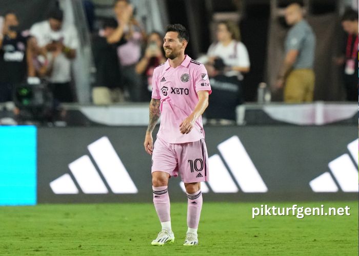 Messi Turf 10 (1)